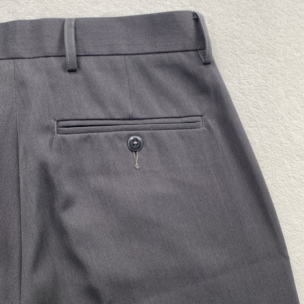 JF J. Ferrar Flat Front Classic Fit Dress Pant/Trouser (30x30, Gray) - Picture 8 of 13